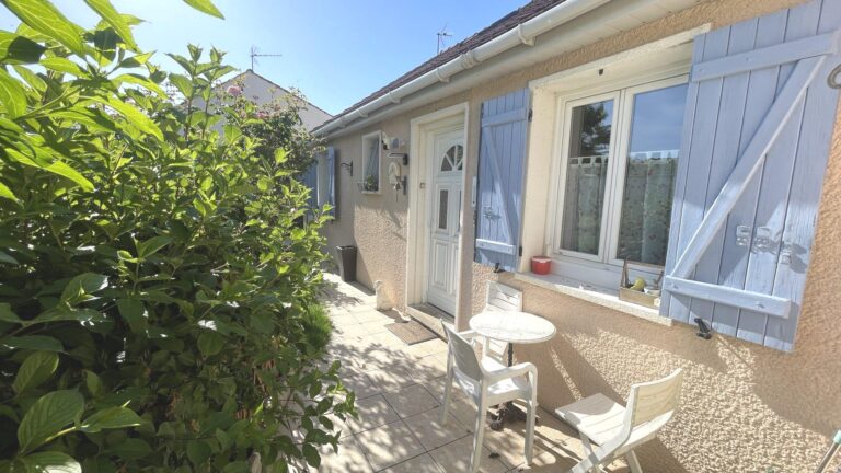BUCHELAY – Maison familiale 5 chambres avec 3 chambres de plain-pied